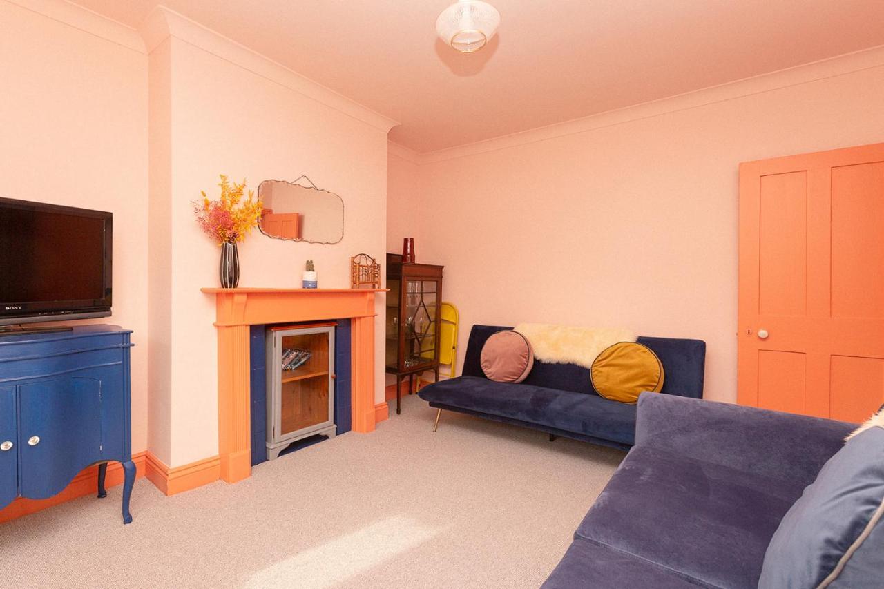Appartamento Funky Flat In Margate'S Westbrook Bay Esterno foto